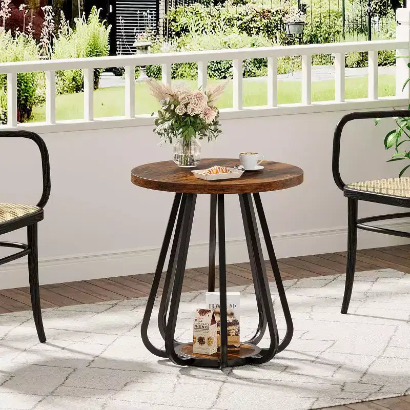 Petite table d'appoint ronde à 2 niveaux avec cadre en métal et étagère inférieure, table d'appoint pour petits espaces, salon, chambre à coucher, marron vintage et noir